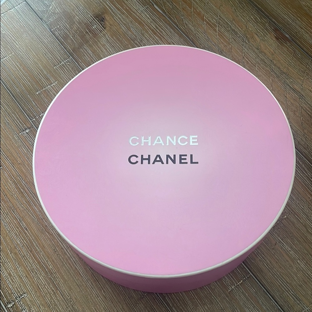 CHANEL Pink Circular storage Box